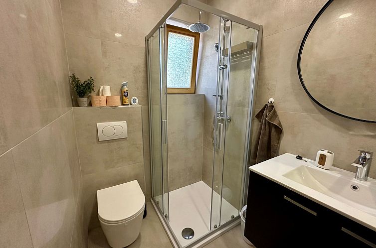 Appartement Wohnung in Dramalj mit Garten, Terrasse und Gril