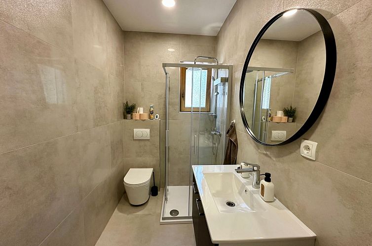 Appartement Wohnung in Dramalj mit Garten, Terrasse und Gril