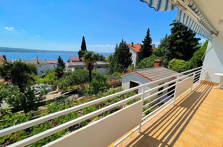 Appartement Wohnung in Dramalj mit Grill und Terrasse