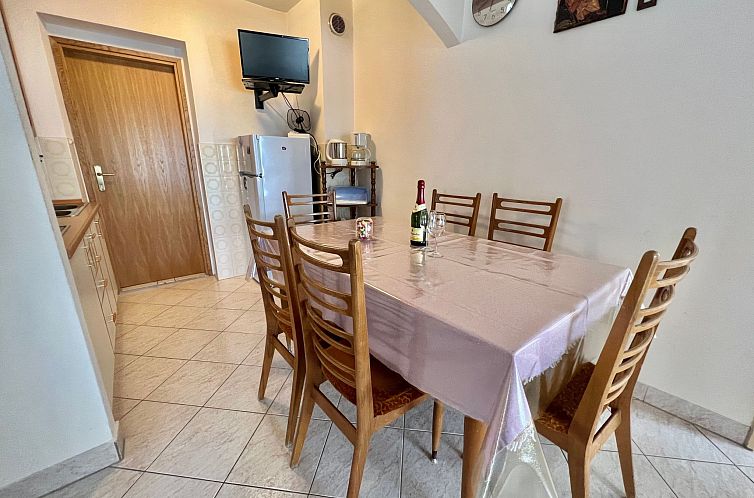 Appartement Wohnung in Dramalj mit Grill und Terrasse