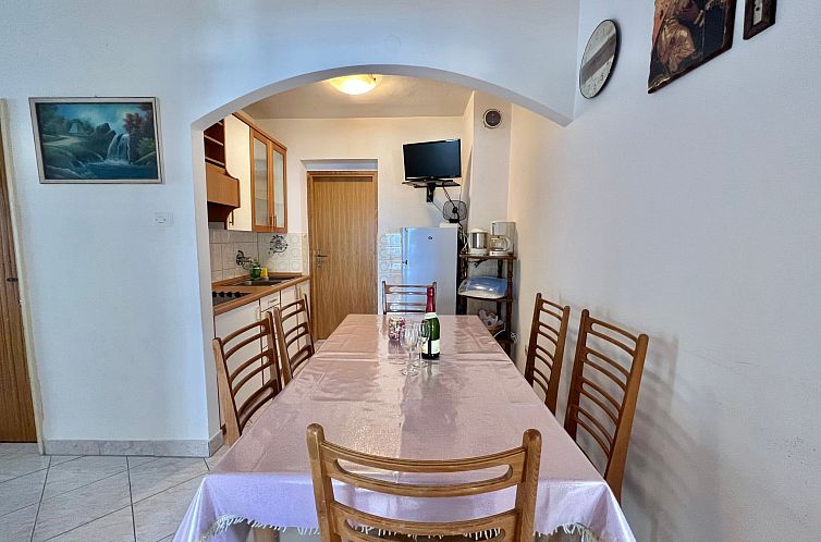 Appartement Wohnung in Dramalj mit Grill und Terrasse
