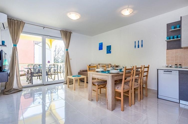 Vakantiehuis "Vila Chiara" mit Pool