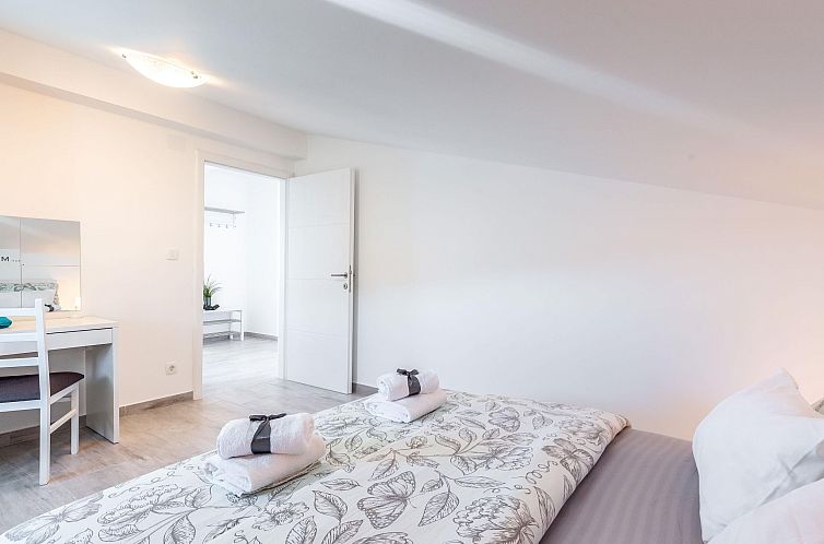 Appartement apartment "Vila Veronique 7"