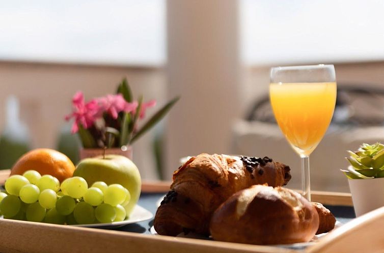 Appartement Wohnung mit Balkon und Meerblick