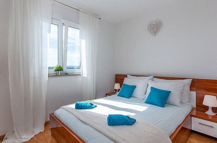 Appartement Wohnung mit Balkon und Meerblick