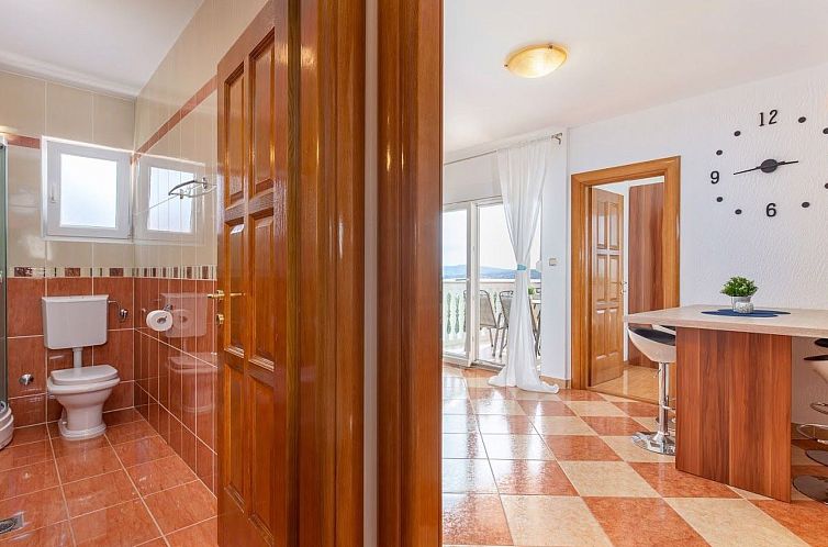 Appartement Wohnung mit Balkon und Meerblick