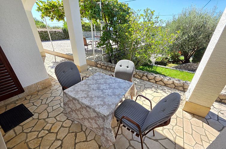 Appartement Wohnung in Dramalj mit Terrasse für 2-3 Persone