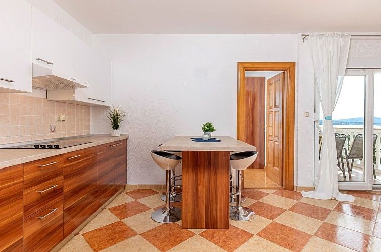 Appartement mit Balkon