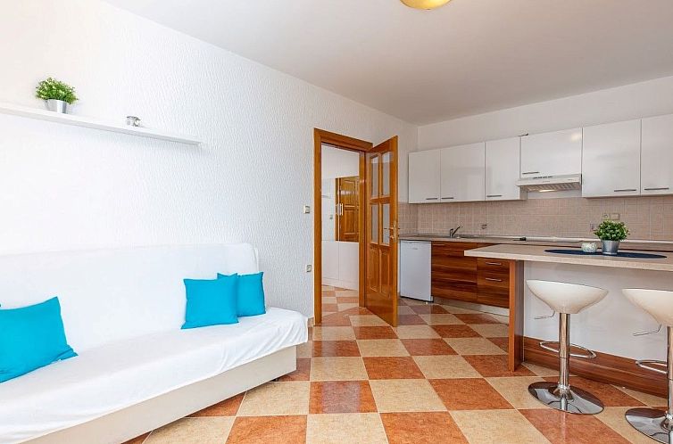 Appartement mit Balkon
