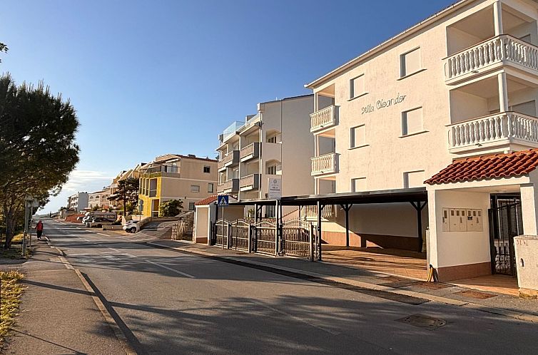 Appartement mit Balkon