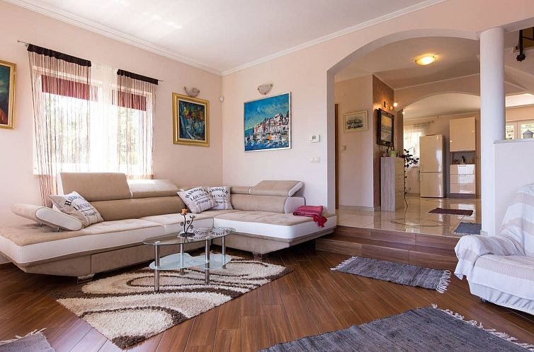 Appartement Wohnung in der Villa Emily mit herrlichem Meerbl