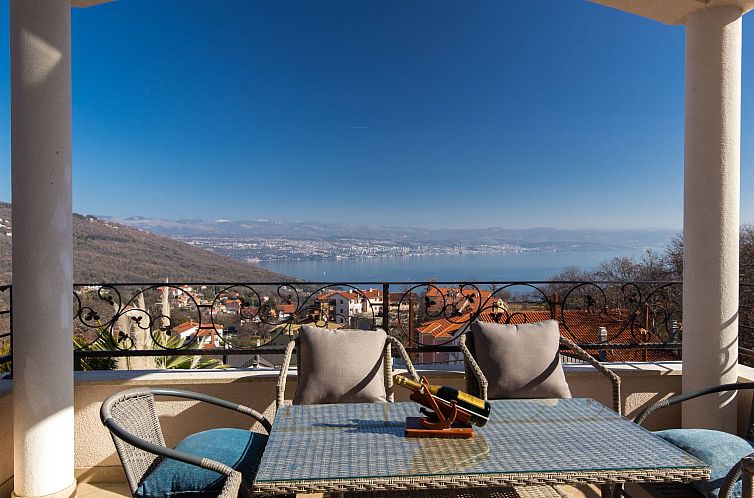 Vakantiehuis Wunderschöne Luxus-Familienvilla Emily