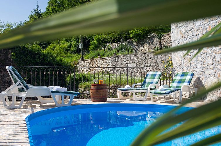 Vakantiehuis in Lovranska Draga mit großem Kamin