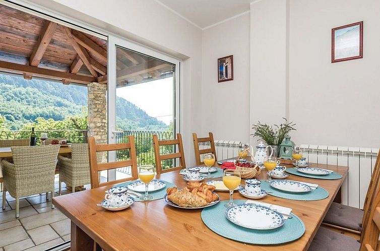 Vakantiehuis in Lovranska Draga mit großem Kamin