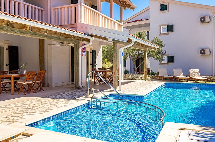 Appartement Pavica 2