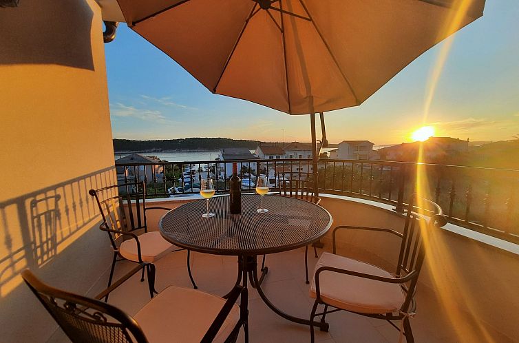 Appartement Tolle Wohnung Amphora mit möbliertem Balkon