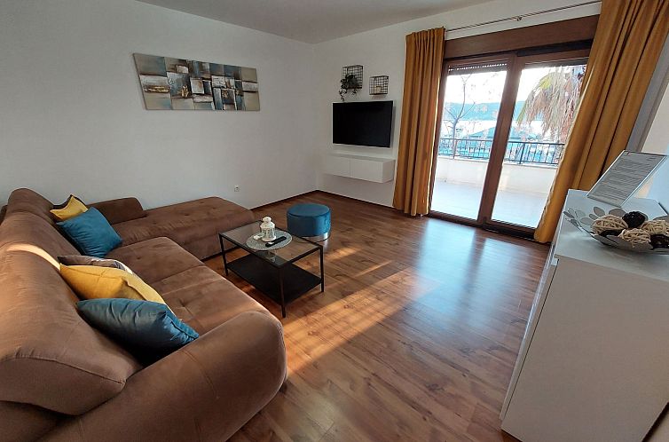 Appartement Appartement in Barbat mit Großer Terrasse