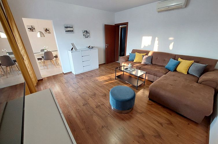 Appartement Appartement in Barbat mit Großer Terrasse