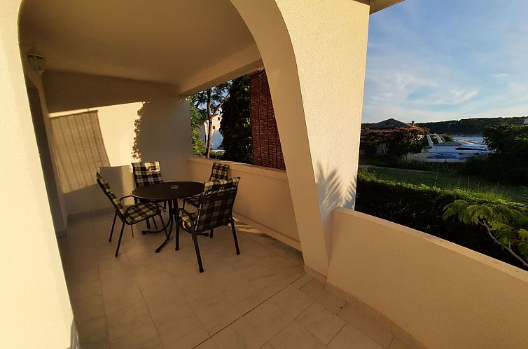 Appartement Gemütliche Erdgeschossferienwohnung mit Balkon