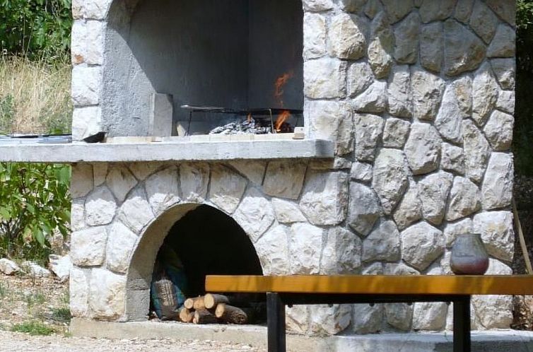 Appartement Wohnung in Barbat mit Terrasse und Grill