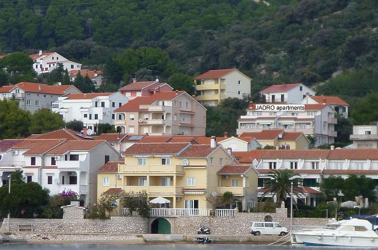 Appartement Wohnung in Barbat mit Terrasse und Grill