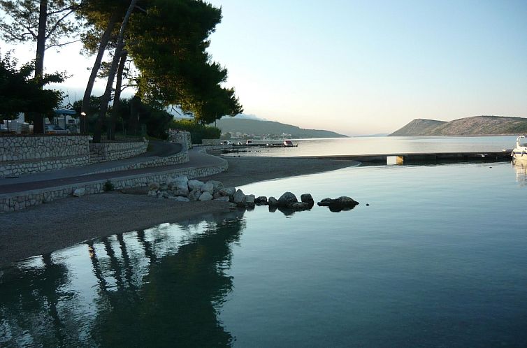 Appartement Wohnung in Barbat mit Terrasse und Grill