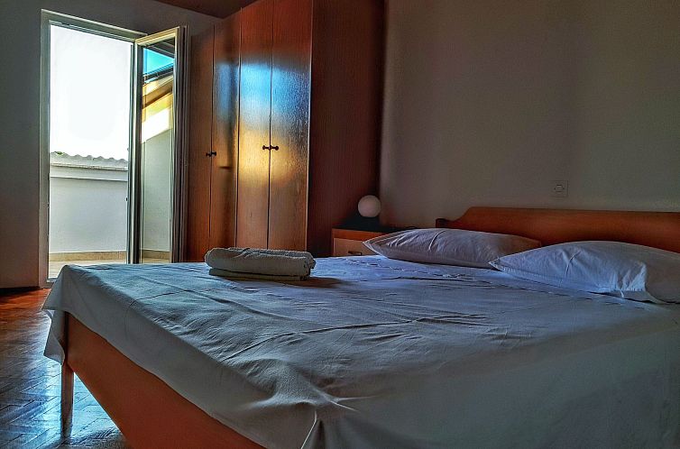 Appartement mit Terrasse für 9 Personen