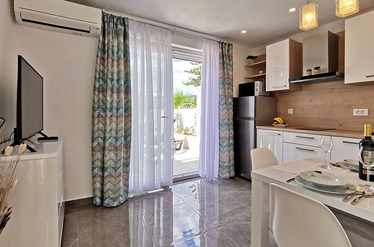 Appartement Studio Apartment More