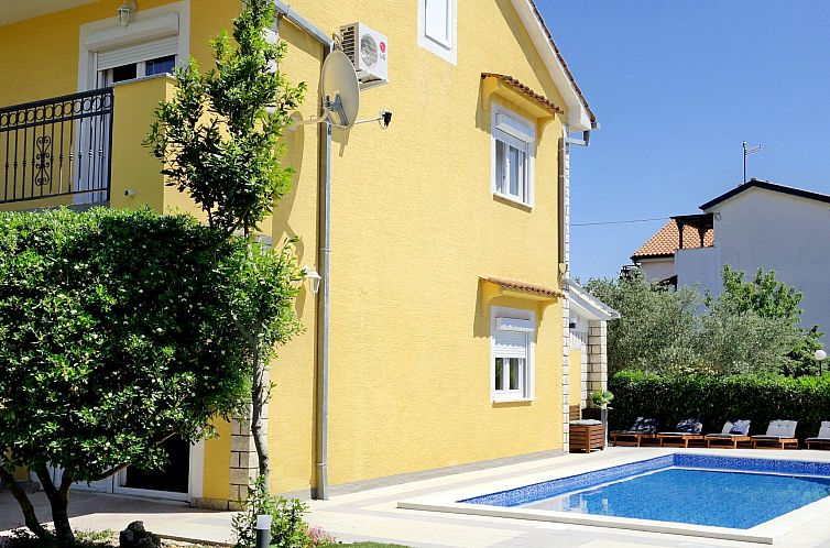 Vakantiehuis in Šilo mit Privatem Pool