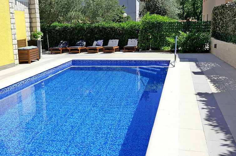 Vakantiehuis in Šilo mit Privatem Pool