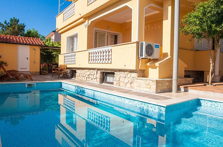Appartement App mit Meerblick und Pool für 2-4 Personen