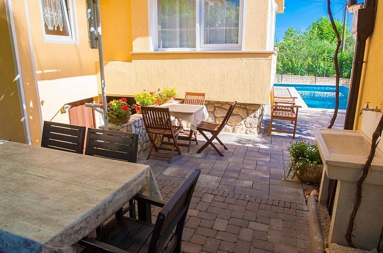 Appartement App mit Meerblick und Pool für 2-4 Personen