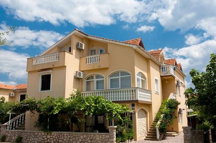 Appartement Gästezimmer Tina 6