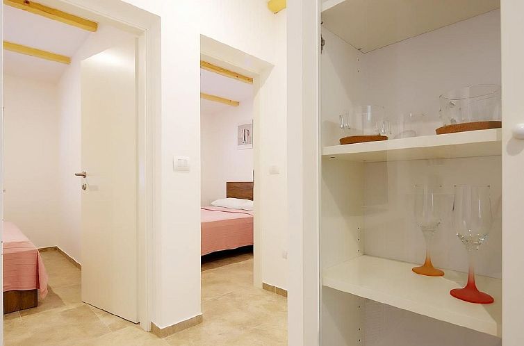 Appartement in Šilo mit Gemeinschaftspool