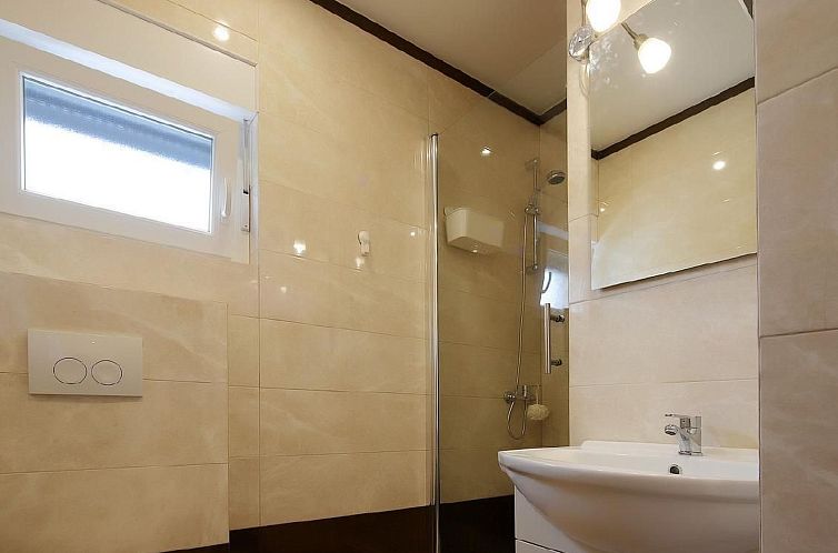 Appartement Wohnung in Šilo mit privatem Parkplatz