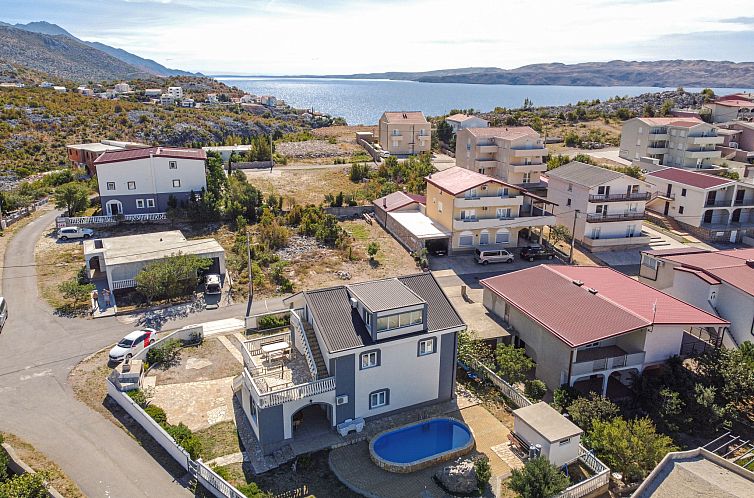 Guest house 1045036 - Holiday property Kvarner - Vakantiehuis Golic