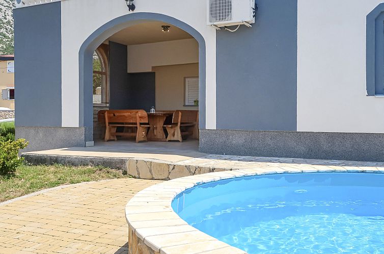 Vakantiehuis Golic
