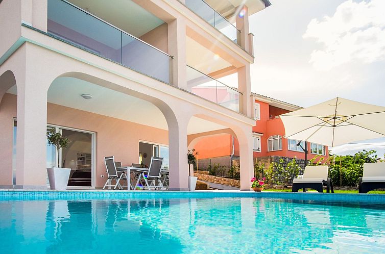 Appartement Luxuriöses Appartement Grohot mit privatem Infi