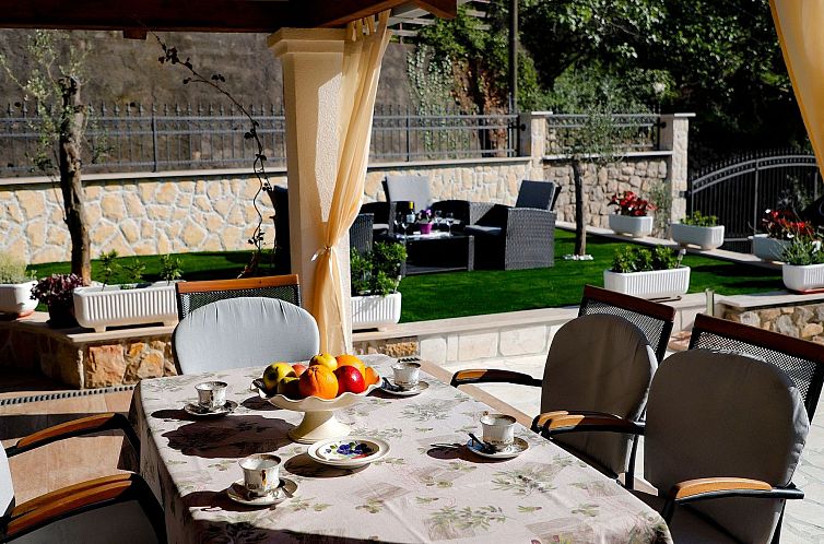 Vakantiehuis "Mela" mit Blick auf das Wasser