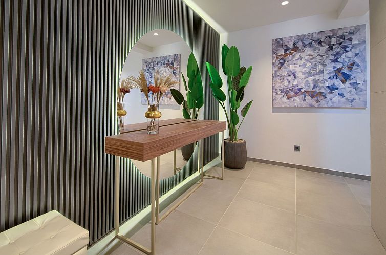 Vakantiehuis Luxuriöse Villa mit Pool und fantastischem Mee