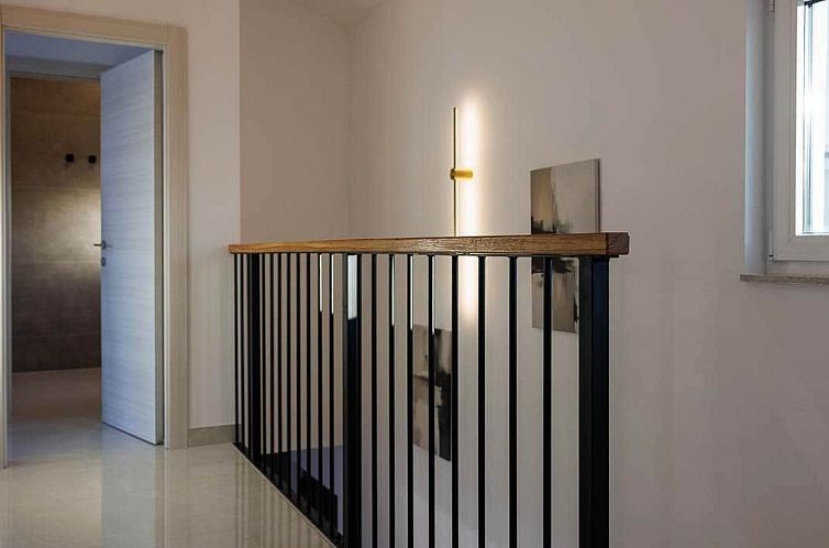 Vakantiehuis Brandneue Villa -beheizter Pool mit schönem Me