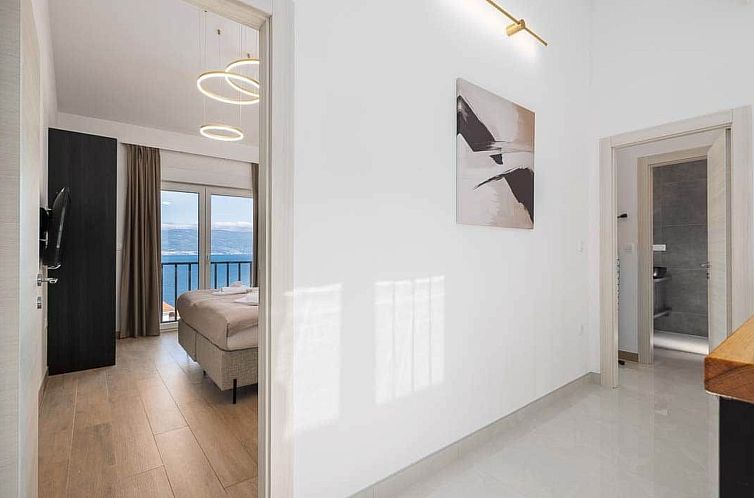 Vakantiehuis Brandneue Villa -beheizter Pool mit schönem Me