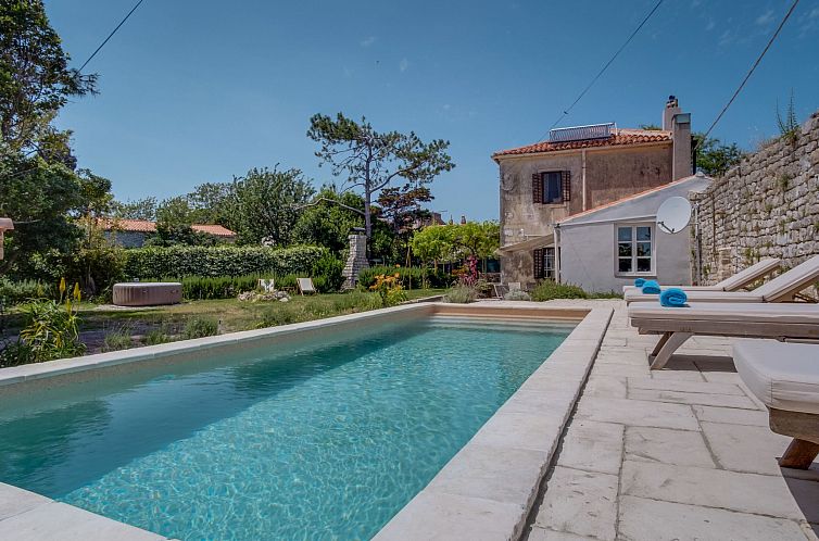 Unterkunft 1045203 - Ferienhaus Kvarner - Vakantiehuis in Osor mit Privatem Pool