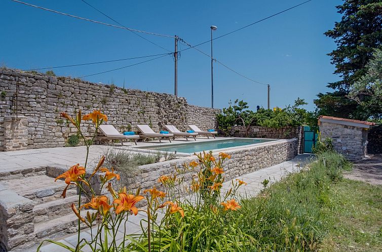 Vakantiehuis in Osor mit Privatem Pool