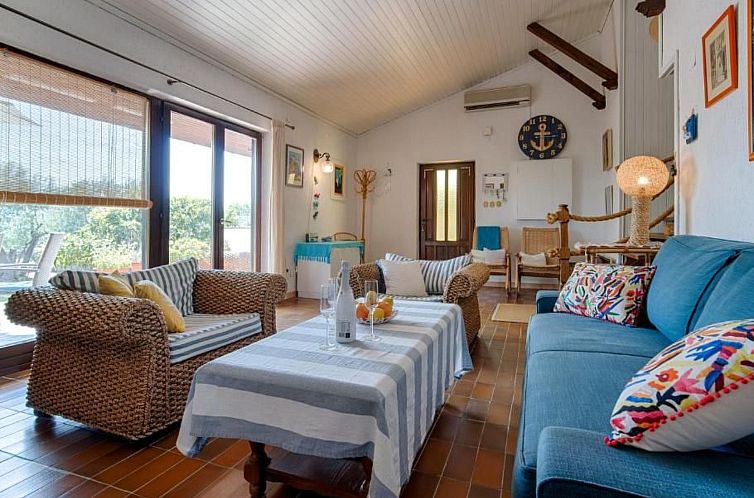 Vakantiehuis Villa "Olive Tree" mit Schwimmbad