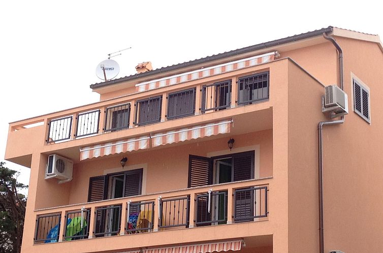 Appartement Apartment mit Balkon