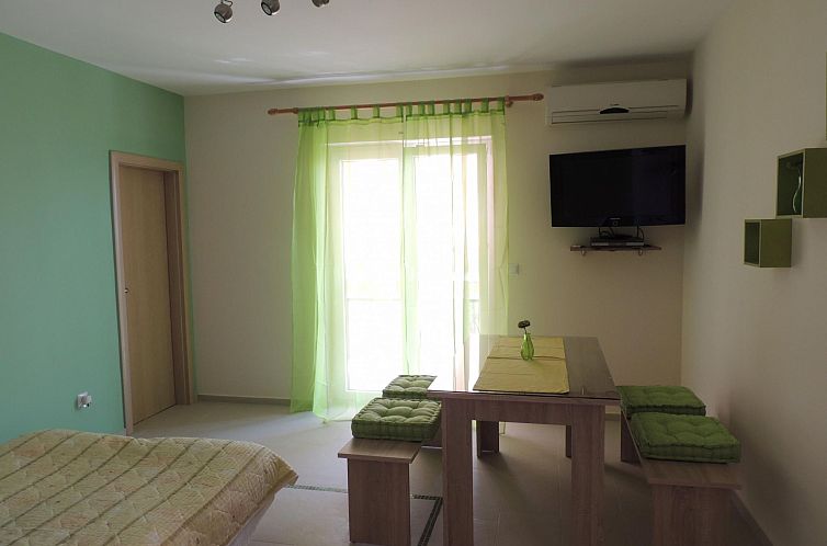 Appartement "Denona" mit Blick auf das Wasser