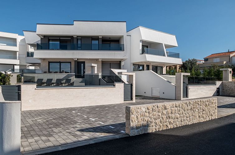 Unterkunft 1045520 - Ferienhaus Kvarner - Vakantiehuis Luxusvilla Travera mit privatem Pool und Sauna