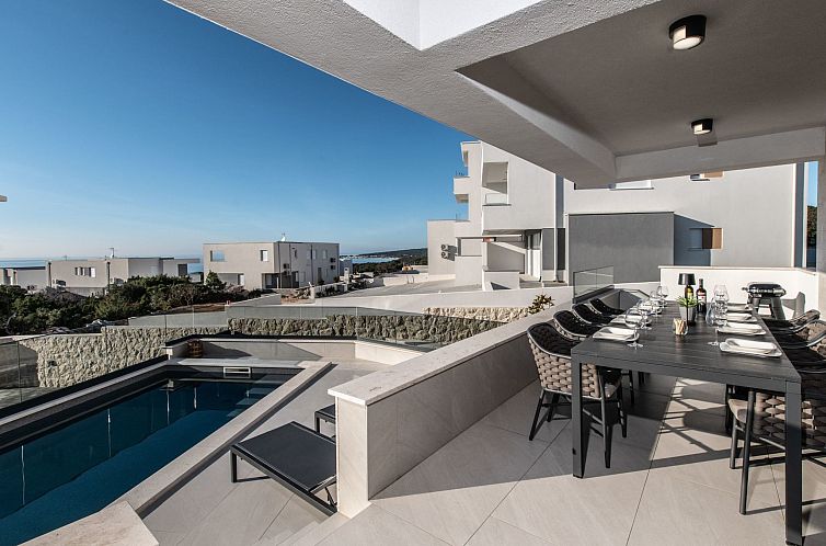 Vakantiehuis Luxusvilla Travera mit privatem Pool und Sauna