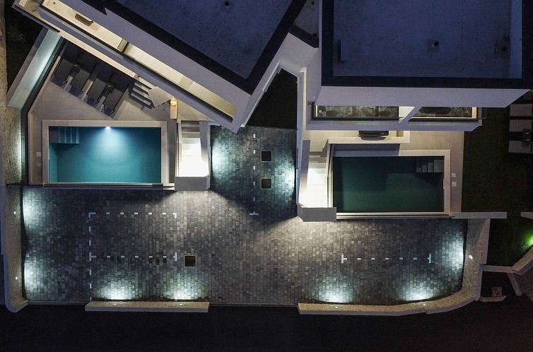 Vakantiehuis Luxusvilla Travera mit privatem Pool und Sauna